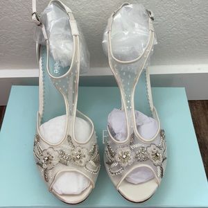 Bella belle Paloma - NWT